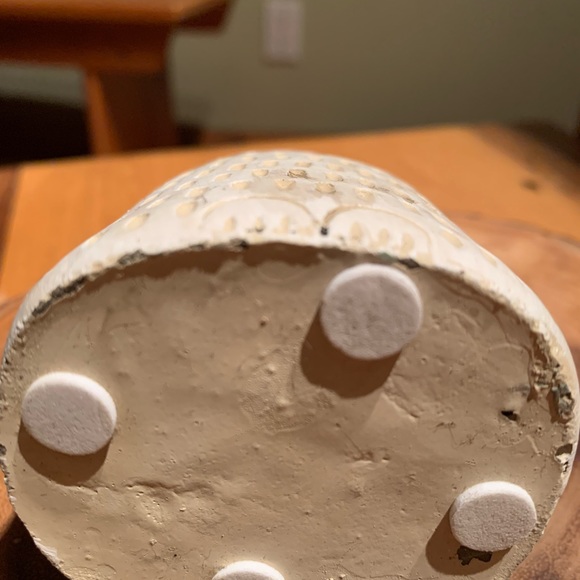 Cement Cat Decor - Picture 6 of 6